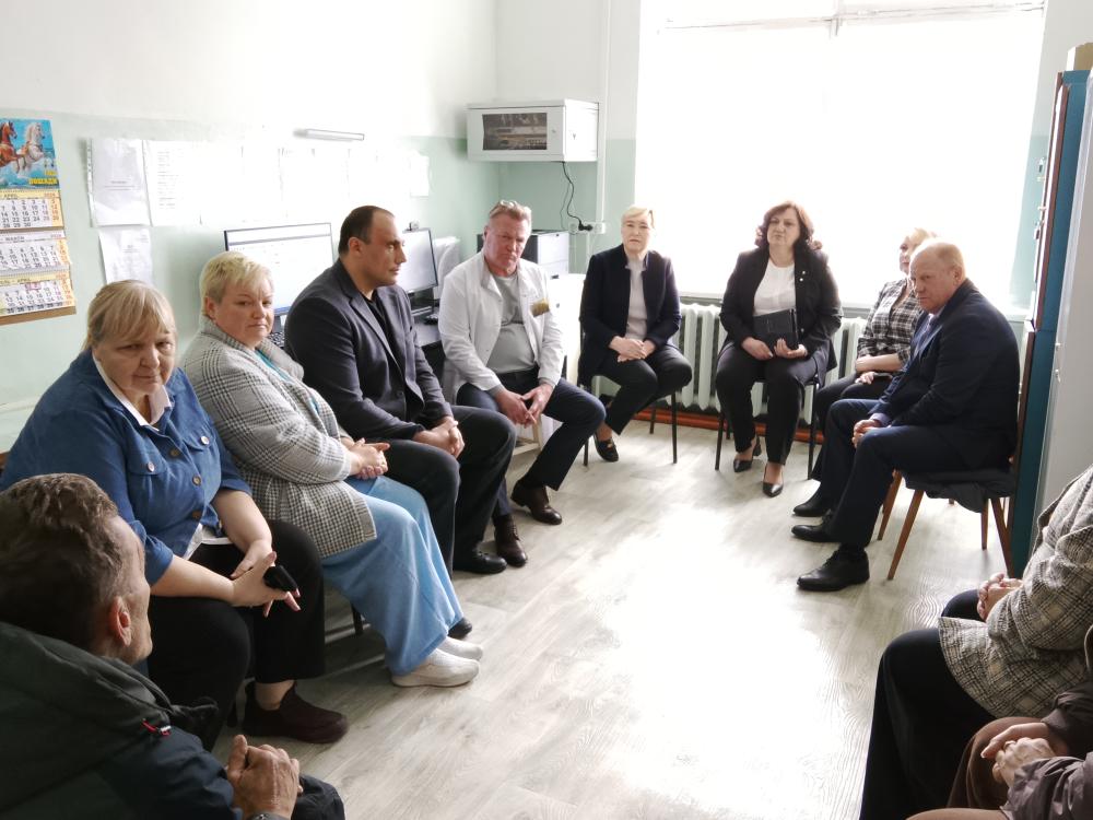 Экспертная группа посетила отделение скорой медицинской помощи с. Петровское, аптечный пункт и поликлинику ТОГБУЗ «Петровская ЦРБ»